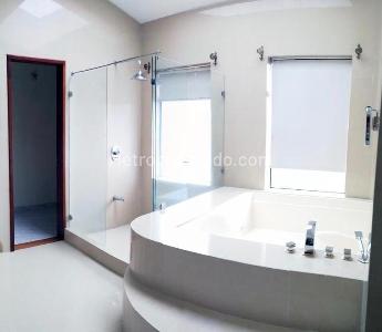 Casa de 4 alcobas en venta en Casa Blanca, Bogotá, 600 m² · foto 4 de 14