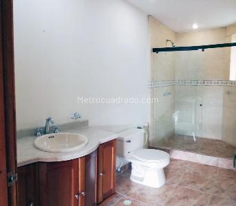 Casa de 4 alcobas en venta en Casa Blanca, Bogotá, 600 m² · foto 8 de 14