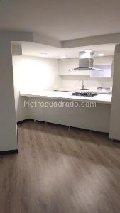 Apartamento en venta en Santa Barbara Central, Bogotá · foto 14 de 15
