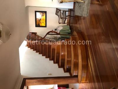 Apartamento de 4 alcobas en venta en Chico Norte, Bogotá, 323 m² · foto 19 de 20