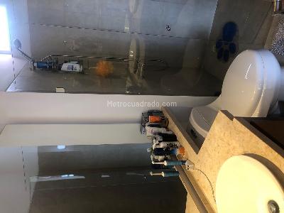 Apartamento de 2 alcobas en venta en Chico Norte Ii Sector, Bogotá, 113 m² · foto 12 de 13