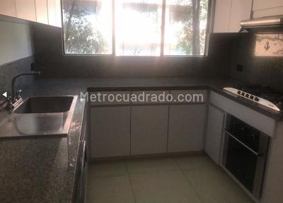 Apartamento en venta en Chico, Bogotá · foto 2 de 8