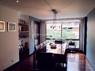 Apartamento de 3 alcobas en venta en Los Rosales, Bogotá, 165 m² · foto 3 de 10