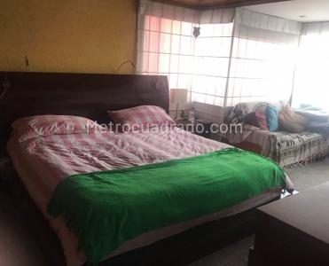 Apartamento en venta en Santa Barbara, Bogotá · foto 8 de 18
