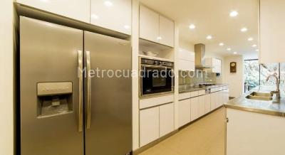 Apartamento en venta en El Refugio, Bogotá · foto 2 de 20