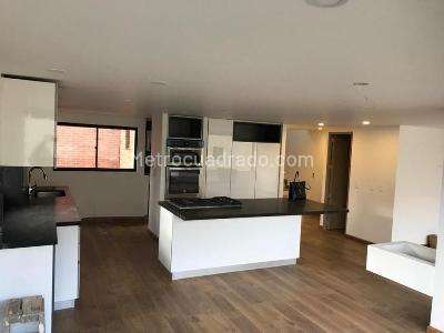 Apartamento en venta en Santa Barbara, Bogotá · foto 6 de 14