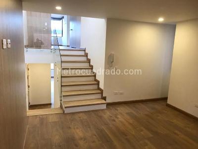 Apartamento en venta en Santa Barbara, Bogotá · foto 2 de 14