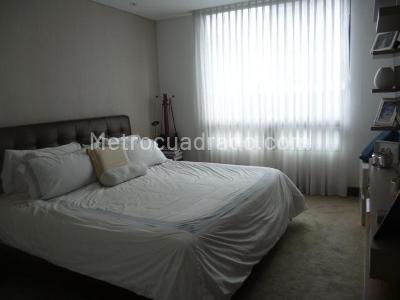 Apartamento en venta en Los Rosales, Bogotá · foto 2 de 20