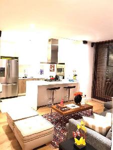 Apartamento en venta en El Refugio, Bogotá · foto 2 de 4