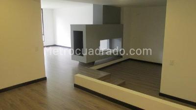 Apartamento en venta en Santa Barbara, Bogotá · foto 4 de 20