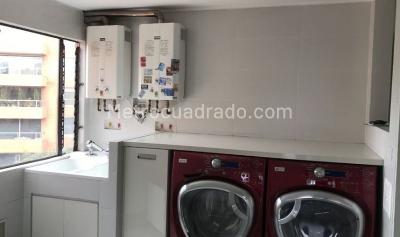 Apartamento en venta en Los Rosales, Bogotá · foto 4 de 14