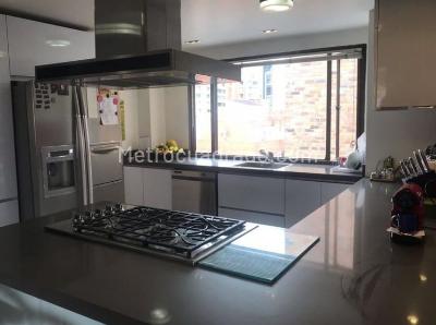 Apartamento en venta en El Nogal, Bogotá · foto 2 de 20