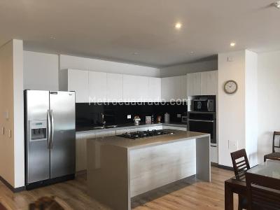Apartamento en venta en La Carolina, Bogotá · foto 2 de 5