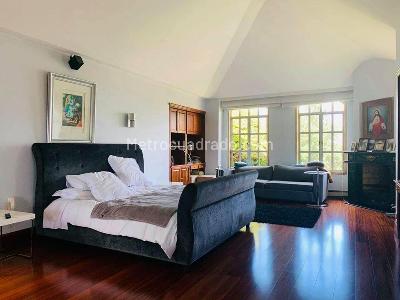 Casa de 4 alcobas en venta en Reserva Forestal Montearroyo, Bogotá, 700 m² · foto 10 de 10