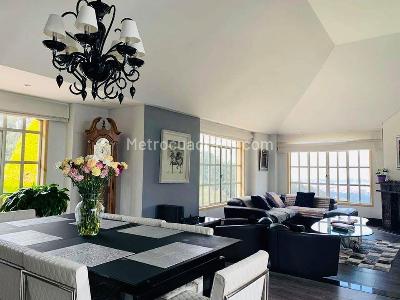 Casa de 4 alcobas en venta en Reserva Forestal Montearroyo, Bogotá, 700 m² · foto 1 de 10