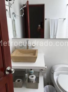 Casa de 5 alcobas en venta en Peñalisa Girardot, Girardot, 320 m² · foto 12 de 15