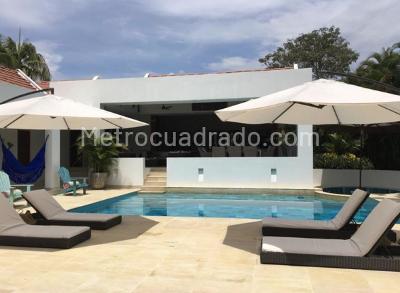 Casa de 5 alcobas en venta en Peñalisa Girardot, Girardot, 320 m² · foto 5 de 15