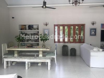 Casa de 5 alcobas en venta en Peñalisa Girardot, Girardot, 320 m² · foto 8 de 15