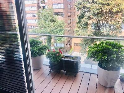 Apartamento de 3 alcobas en venta en La Carolina, Bogotá, 250 m² · foto 5 de 11