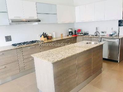 Apartamento de 3 alcobas en venta en La Carolina, Bogotá, 250 m² · foto 7 de 11