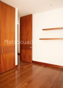Apartamento en venta en Chico, Bogotá · foto 17 de 19