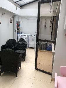Apartamento en venta en Santa Barbara Central, Bogotá · foto 11 de 19
