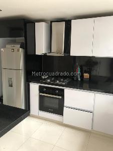 Apartamento en venta en Santa Barbara Central, Bogotá · foto 12 de 19