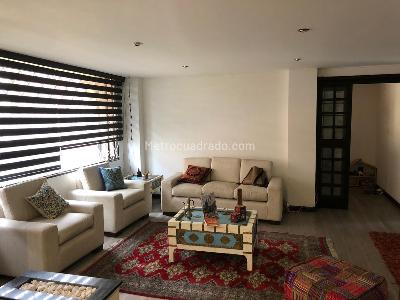 Apartamento en venta en Santa Barbara Central, Bogotá · foto 3 de 19