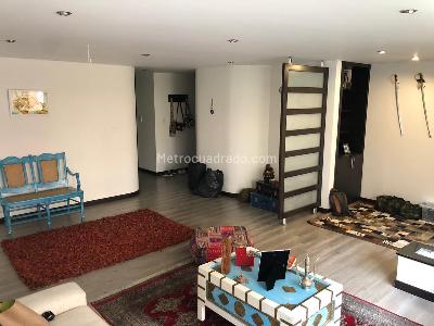 Apartamento en venta en Santa Barbara Central, Bogotá · foto 4 de 19