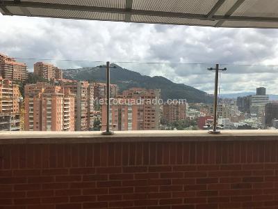 Apartamento de 3 alcobas en arriendo en Camino Del Country, Bogotá, 180 m² · foto 13 de 17