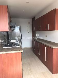 Apartamento de 3 alcobas en arriendo en Camino Del Country, Bogotá, 180 m² · foto 8 de 17