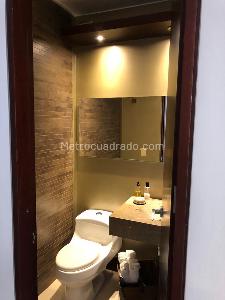 Apartamento de 3 alcobas en venta en Santa Barbara Occidental, Bogotá, 170 m² · foto 14 de 14
