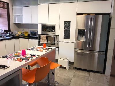 Apartamento de 3 alcobas en venta en Santa Barbara Occidental, Bogotá, 170 m² · foto 4 de 14