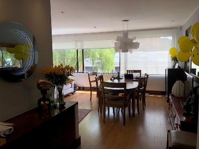 Apartamento de 3 alcobas en venta en Santa Barbara Occidental, Bogotá, 170 m² · foto 2 de 14