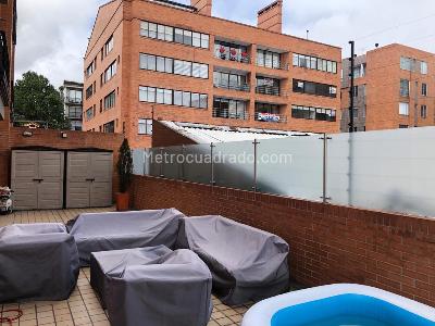 Apartamento de 3 alcobas en venta en Santa Barbara Occidental, Bogotá, 170 m² · foto 5 de 14