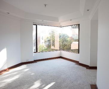 Apartamento de 3 alcobas en venta en Bosque Medina, Bogotá, 230 m² · foto 3 de 19