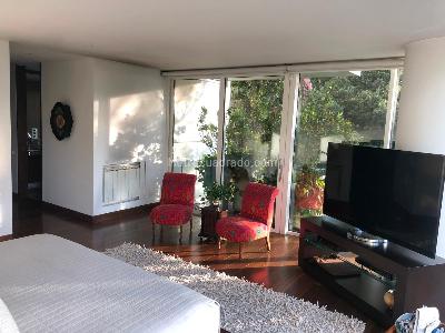 Apartamento de 3 alcobas en venta en Peñas Blancas, Bogotá, 364 m² · foto 2 de 18