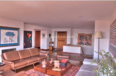 Apartamento de 4 alcobas en venta en Los Rosales, Bogotá, 354 m² · foto 2 de 17