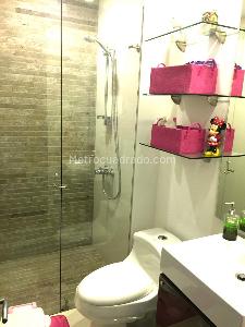 Apartamento de 3 alcobas en venta en Los Rosales, Bogotá, 181 m² · foto 13 de 17