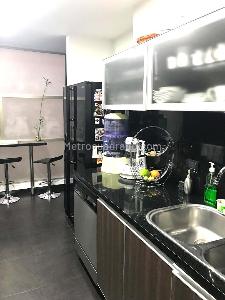 Apartamento de 3 alcobas en venta en Los Rosales, Bogotá, 181 m² · foto 10 de 17