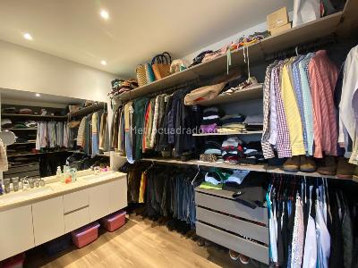 Apartamento de 2 alcobas en venta en La Carolina, Bogotá, 170 m² · foto 10 de 13
