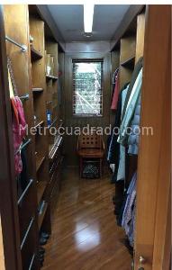 Apartamento de 3 alcobas en venta en Montearroyo, Bogotá, 251 m² · foto 10 de 10