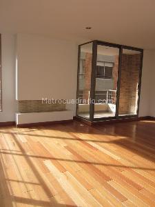 Apartamento en venta en Chico Reservado, Bogotá · foto 2 de 10