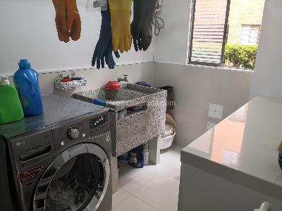 Apartamento de 3 alcobas en venta en Montemadero, Bogotá, 177 m² · foto 16 de 18