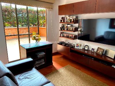 Apartamento de 3 alcobas en venta en Montemadero, Bogotá, 177 m² · foto 5 de 18