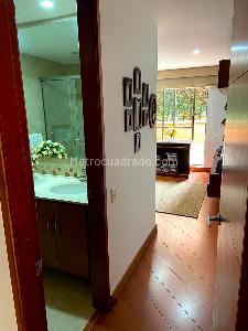 Apartamento de 3 alcobas en venta en Montemadero, Bogotá, 177 m² · foto 8 de 18