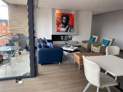 Apartamento en venta en Chico Reservado, Bogotá · foto 2 de 17