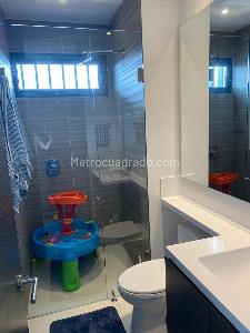 Apartamento en venta en Chico Reservado, Bogotá · foto 8 de 17
