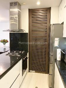 Apartamento en venta en El Refugio, Bogotá · foto 2 de 17