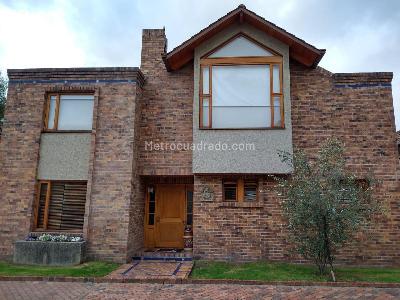 Casa en Venta y Arriendo, San Jose de Bavaria, Bogotá D.C.
